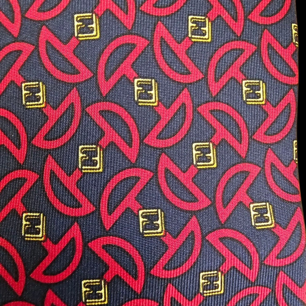 Fendi Authentic Silk Tie MADE IN ITALY - Picture 5 of 7